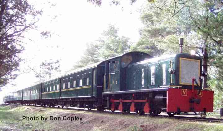 V5 and the sleeping cars on the shunting neck from the carriage shed.