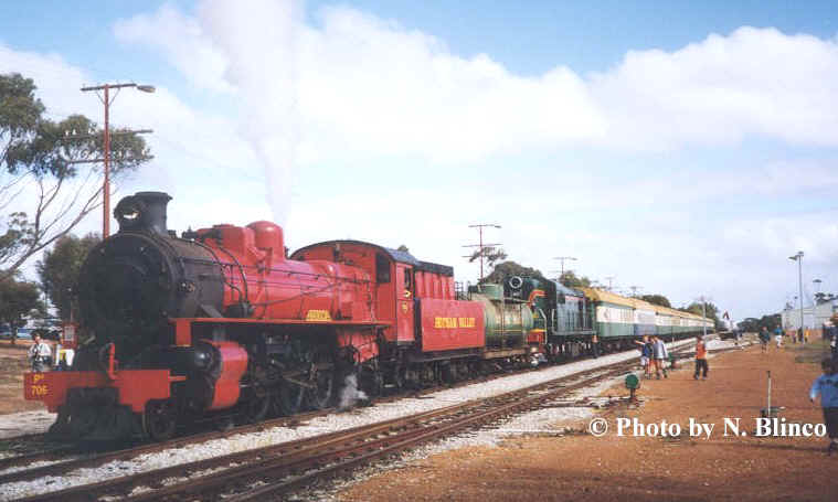 Its 100 yrs since the opening of the railway to Goomalling and our train headed by Pm 706 has just arrived.                                    Photo by N Blinco