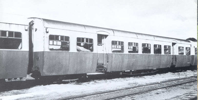 Ex Tasmanian Suburban Car SSS1 photo by John Purcell